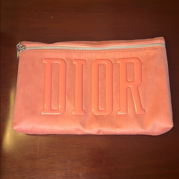 Dior Pink Pouch - Picture 8 of 8